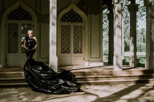 Model: Anna Zariņa; Foto: Anastasija Krilova; S﻿tyle: Uljana Iljina