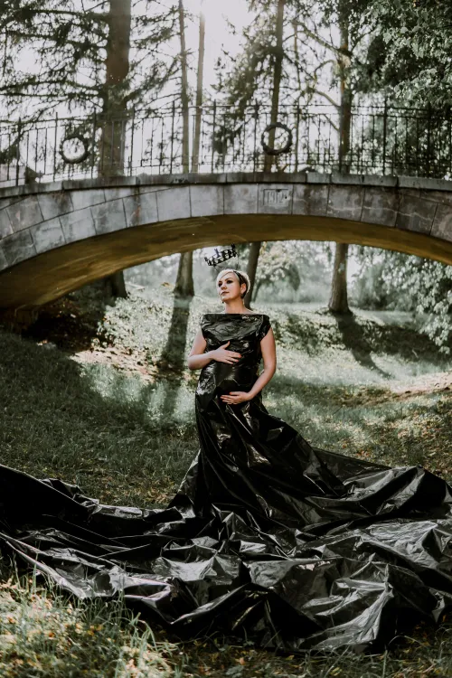 Model: Anna Zariņa; Foto: Anastasija Krilova; S﻿tyle: Uljana Iljina